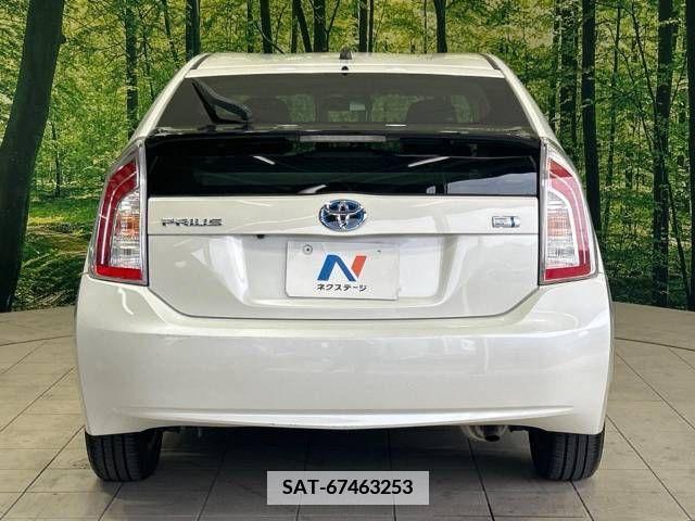 Toyota PRIUS 2015-09 340038-15