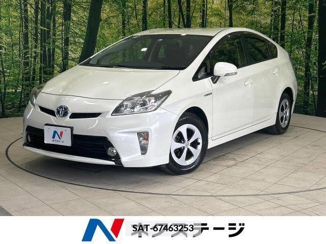Toyota PRIUS 2015-09 340038-0