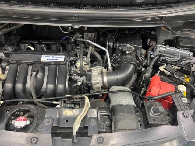 Honda FREED HYBRID 2018-08 13835-19