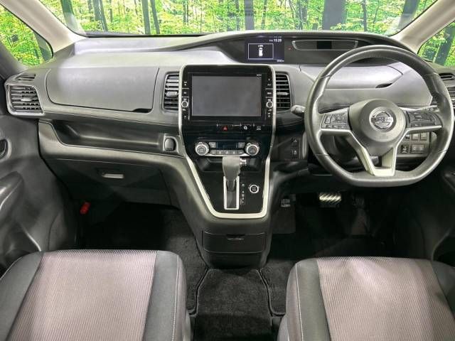 Nissan SERENA 2016-09 183460-1