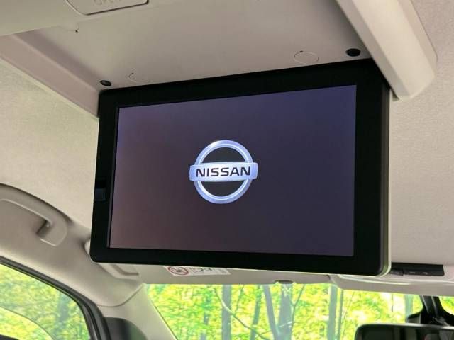 Nissan SERENA 2016-09 183460-2