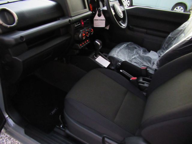 Suzuki JIMNY 2023-11 181426-7