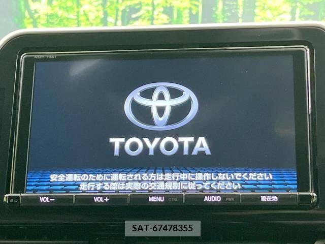 Toyota C-HR 2017-06 294989-3