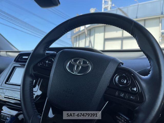 Toyota PRIUS 2019-11 322448-5