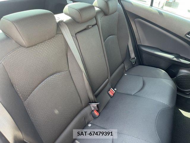 Toyota PRIUS 2019-11 322448-12