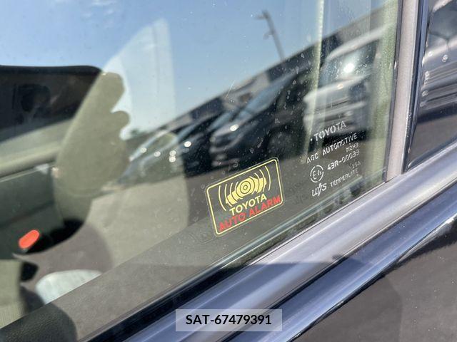 Toyota PRIUS 2019-11 322448-15