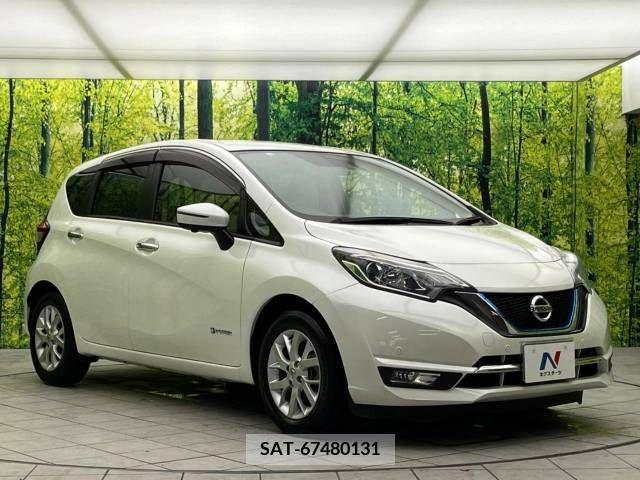 Nissan NOTE 2016-11 237795-16