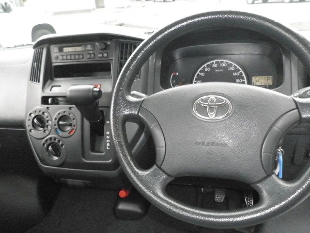 Toyota LITEACE TRUCK 2018-08 194492-18