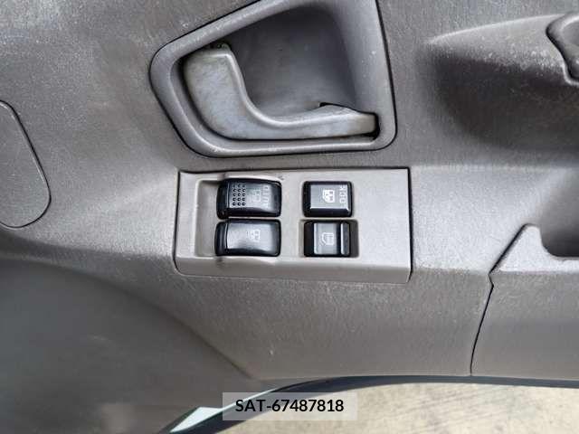 Mitsubishi CANTER GUTS 1995-03 302525-15