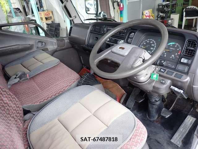 Mitsubishi CANTER GUTS 1995-03 302525-16