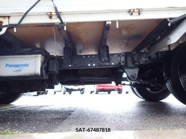 Mitsubishi CANTER GUTS 1995-03 302525-13