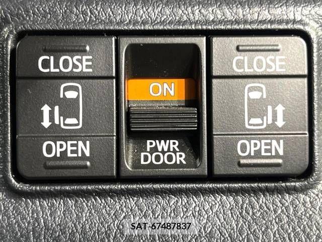 Toyota SIENTA 2021-02 368185-5