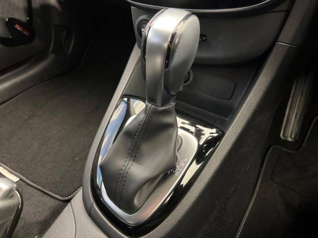 Renault LUTECIA 2017-12 181259-5