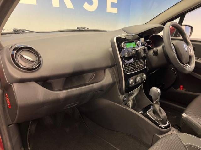 Renault LUTECIA 2017-12 181259-19