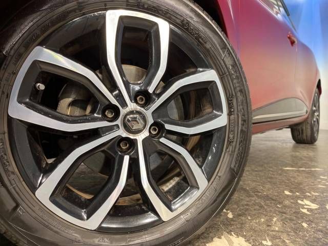 Renault LUTECIA 2017-12 181259-15