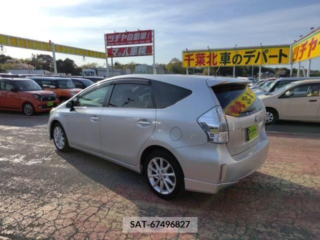 Toyota PRIUS ALPHA 2014-07 253529-11