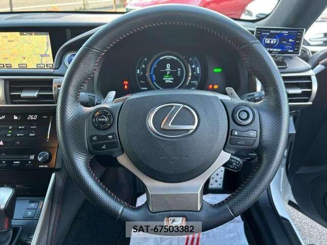 Lexus IS 2013-12 208930-16