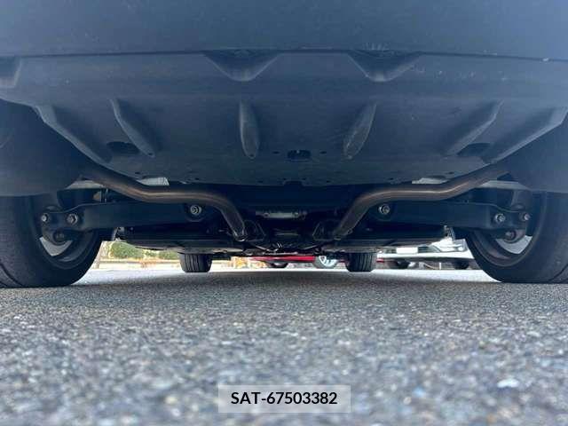 Lexus IS 2013-12 208930-9