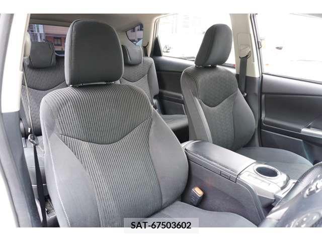 Toyota PRIUS ALPHA 2015-09 322247-8