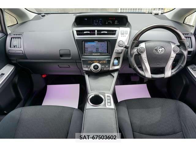 Toyota PRIUS ALPHA 2015-09 322247-6