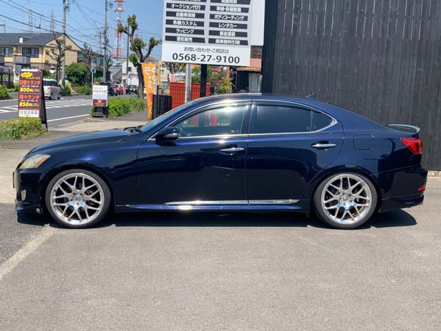 Lexus IS 2010-01 2629-16