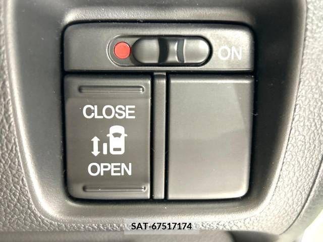 Honda N BOX 2013-06 342897-4