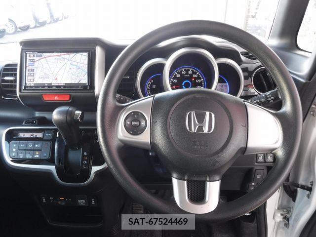 Honda N BOX CUSTOM 2017-03 347890-1