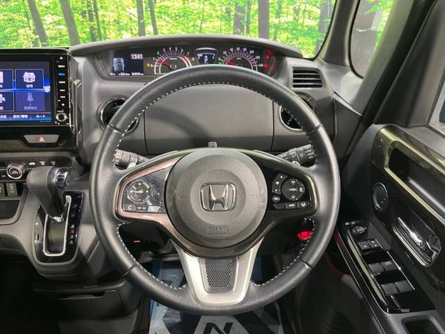 Honda N BOX CUSTOM 2019-01 195346-11