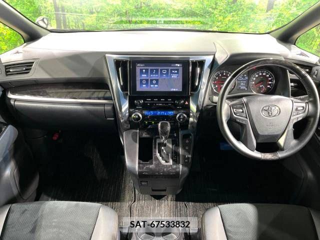 Toyota VELLFIRE 2020-08 215788-1