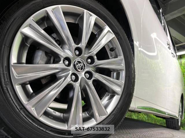 Toyota VELLFIRE 2020-08 215788-14