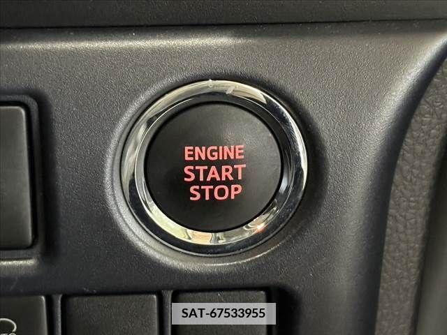 Toyota VOXY 2016-10 370339-17