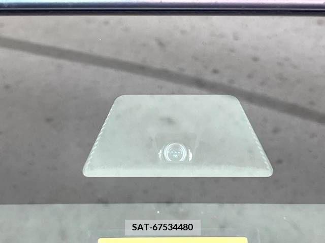 Honda N BOX CUSTOM 2019-03 206123-4