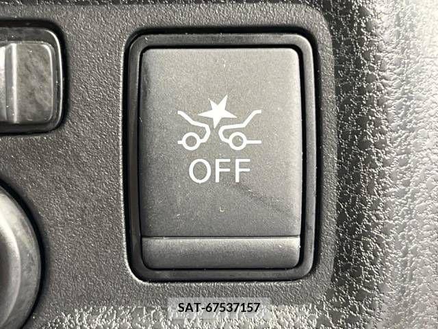 Nissan NOTE 2018-03 280053-5