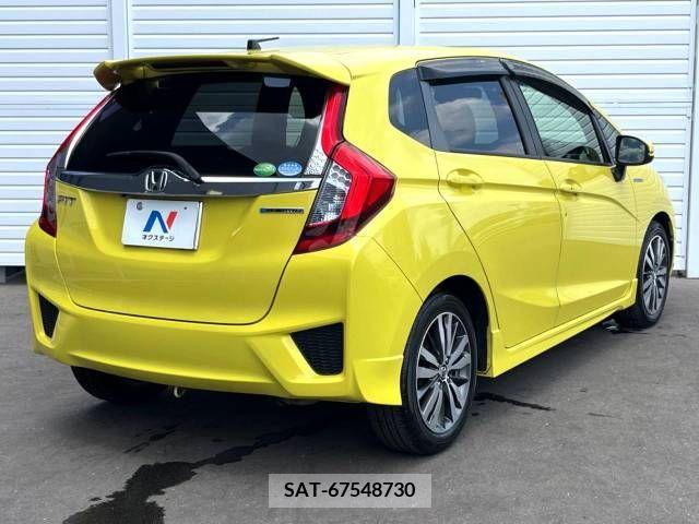 Honda FIT 2015-01 396557-17