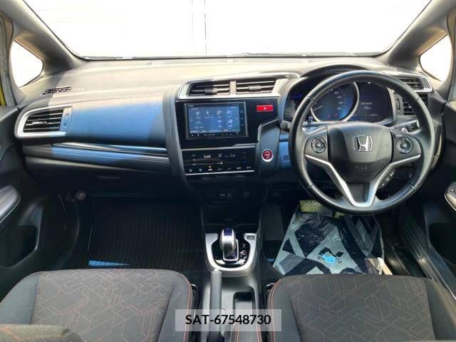 Honda FIT 2015-01 396557-1