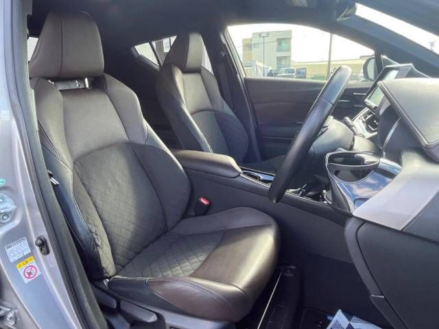 Toyota C-HR 2017-01 189909-9