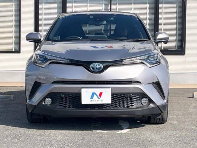 Toyota C-HR 2017-01 189909-15