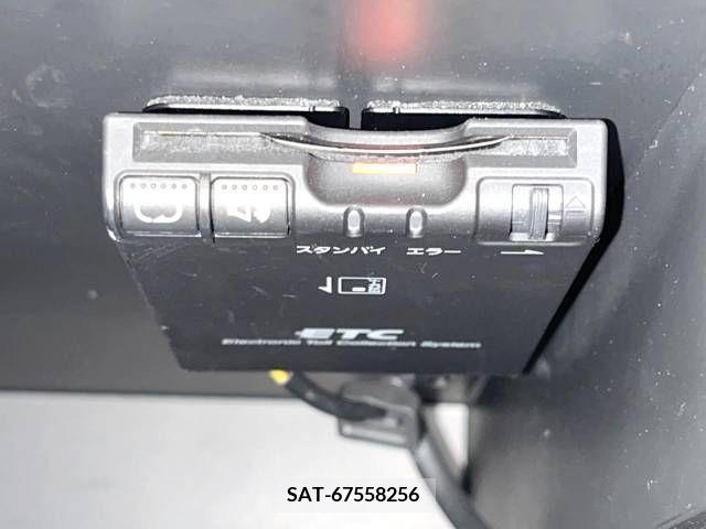 Nissan NOTE 2013-12 302334-5