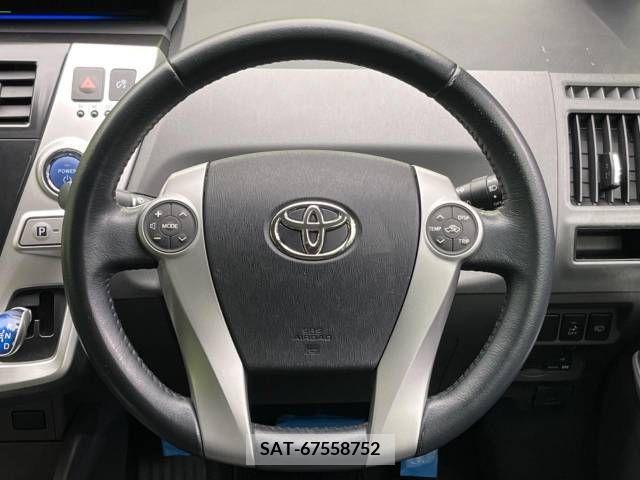 Toyota PRIUS ALPHA 2011-08 322211-11