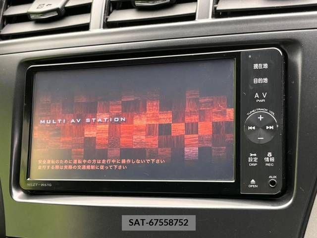 Toyota PRIUS ALPHA 2011-08 322211-2