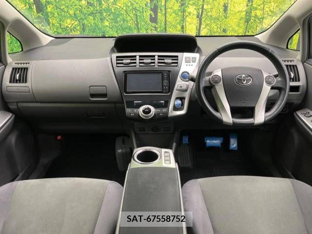 Toyota PRIUS ALPHA 2011-08 322211-1