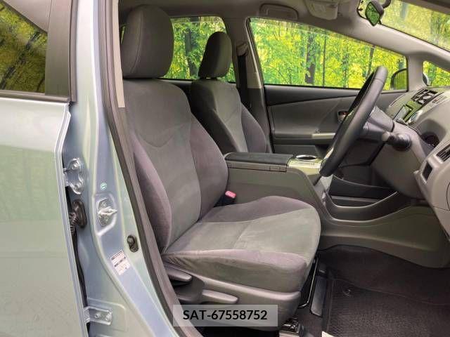 Toyota PRIUS ALPHA 2011-08 322211-8