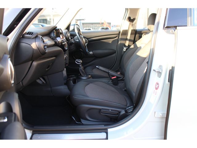 Bmw MINI 2017-08 196052-18