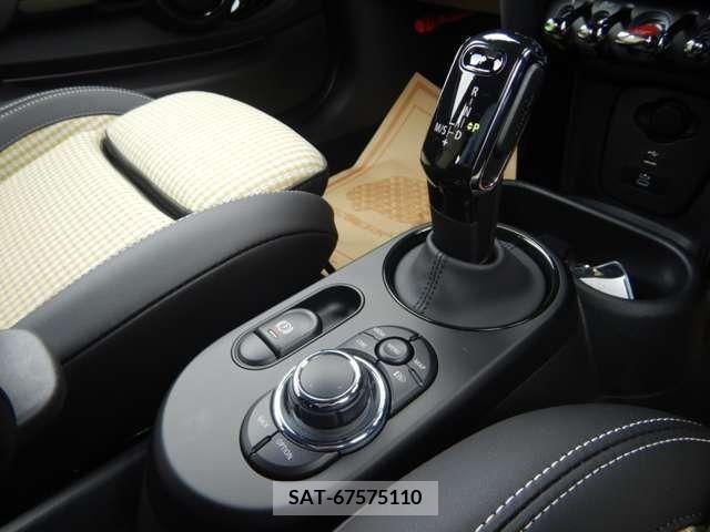 Bmw MINI 2023-11 378984-18