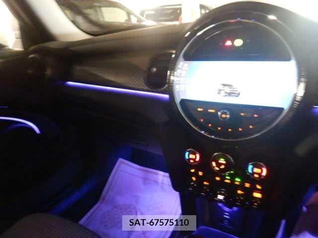Bmw MINI 2023-11 378984-17
