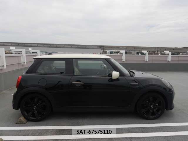 Bmw MINI 2023-11 378984-6