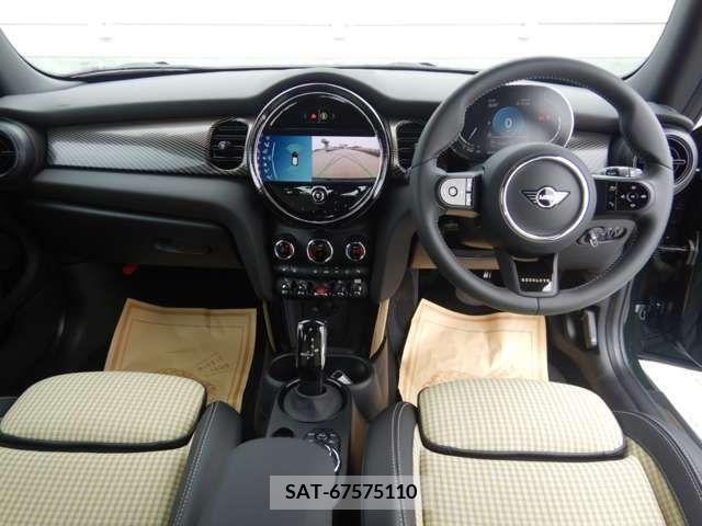 Bmw MINI 2023-11 378984-1