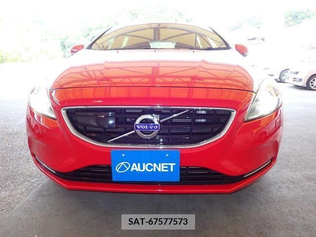 Volvo V40 2013-07 349056-5