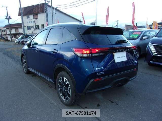 Nissan NOTE 2023-03 223731-17