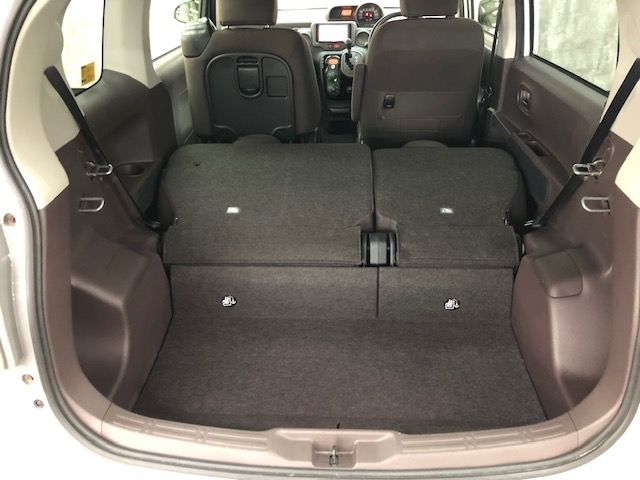 Toyota SPADE 2012-08 180793-20